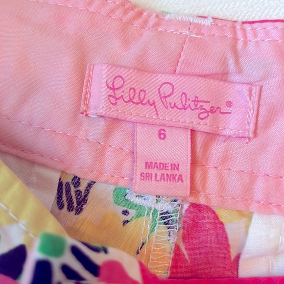 Lilly Pulitzer Vintage Short. Pink and Yellow Floral. Size 6 - Picture 3 of 3